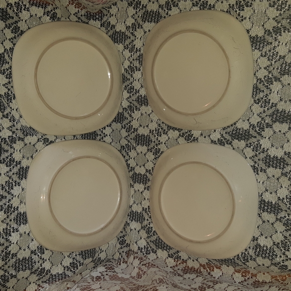 Set of 4 Square White Salad Dessert Plates - Picture 4 of 9